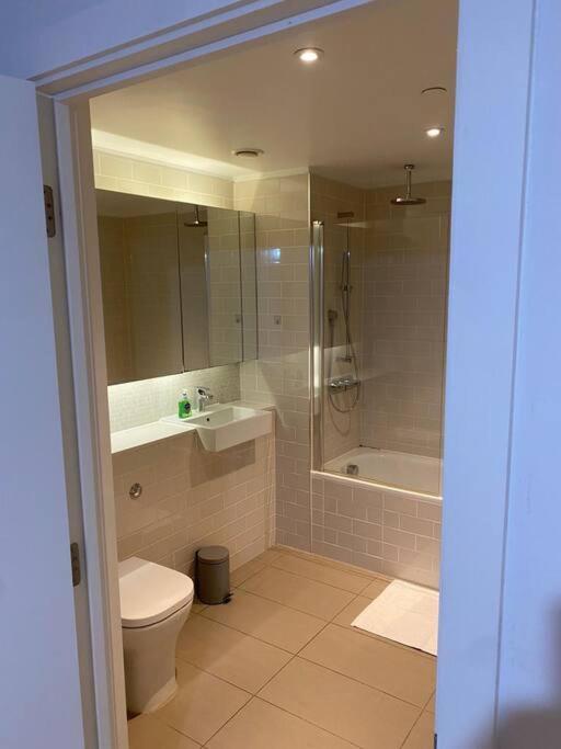 Central London Lovely Apartment In Zone 1 ภายนอก รูปภาพ
