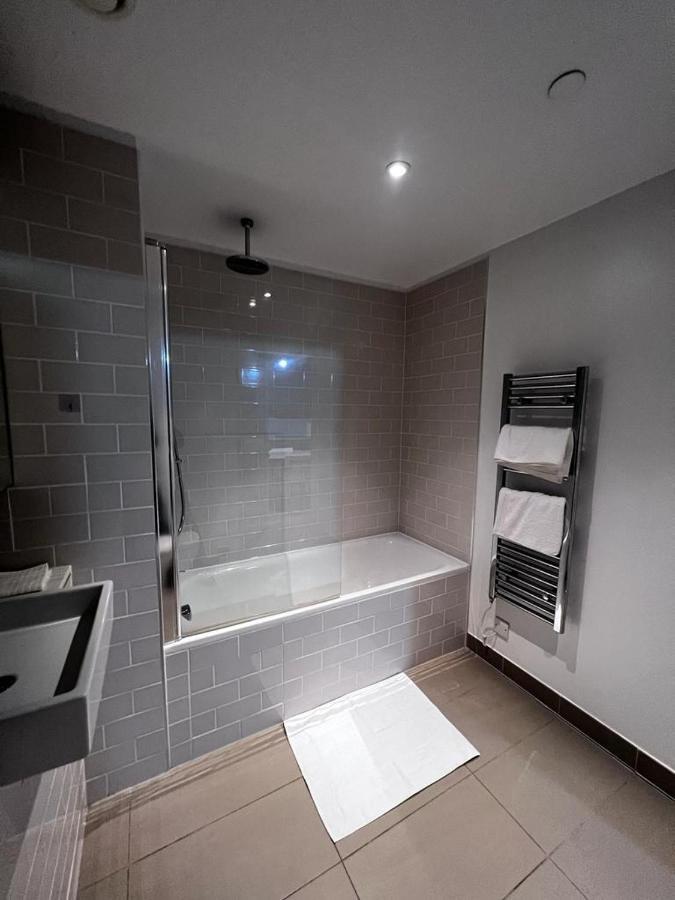 Central London Lovely Apartment In Zone 1 ภายนอก รูปภาพ